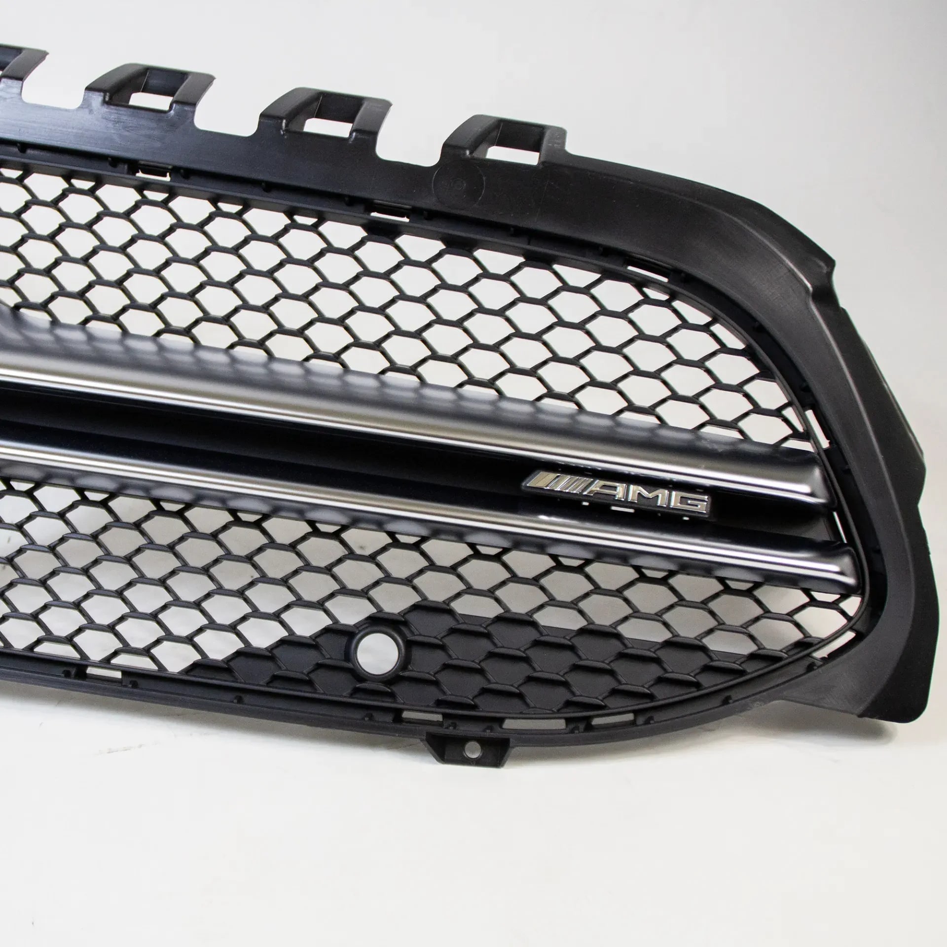 Комплект решетки Twin-Blade A 35 AMG Mercedes-Benz A-Класс W177/V177 — фото 6