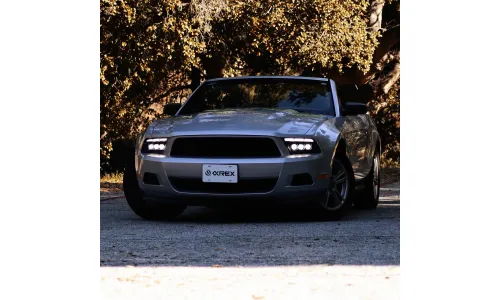 Фары проекторные светодиодные Black Nova для Ford Mustang 2013–2014, AlphaRex — фото 2