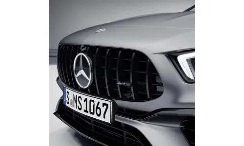 Решетка радиатора Panamericana Mercedes-AMG A 45 W177, темный хром — фото 3