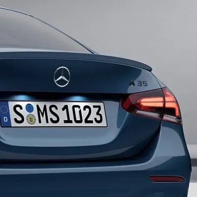 Черный глянцевый шильдик A 35 Mercedes-Benz A-Class V177 на крышку багажника — фото 1