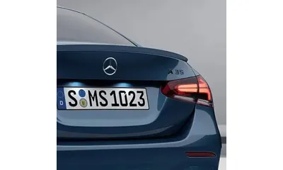 Черный глянцевый шильдик A 35 Mercedes-Benz A-Class V177 на крышку багажника — фото 1