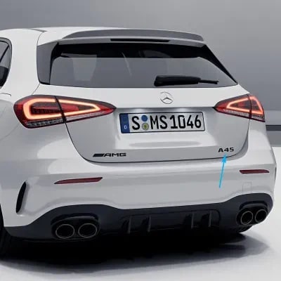 Черный глянцевый шильдик A 45 Mercedes-Benz A-Class W177 на крышку багажника — фото 1