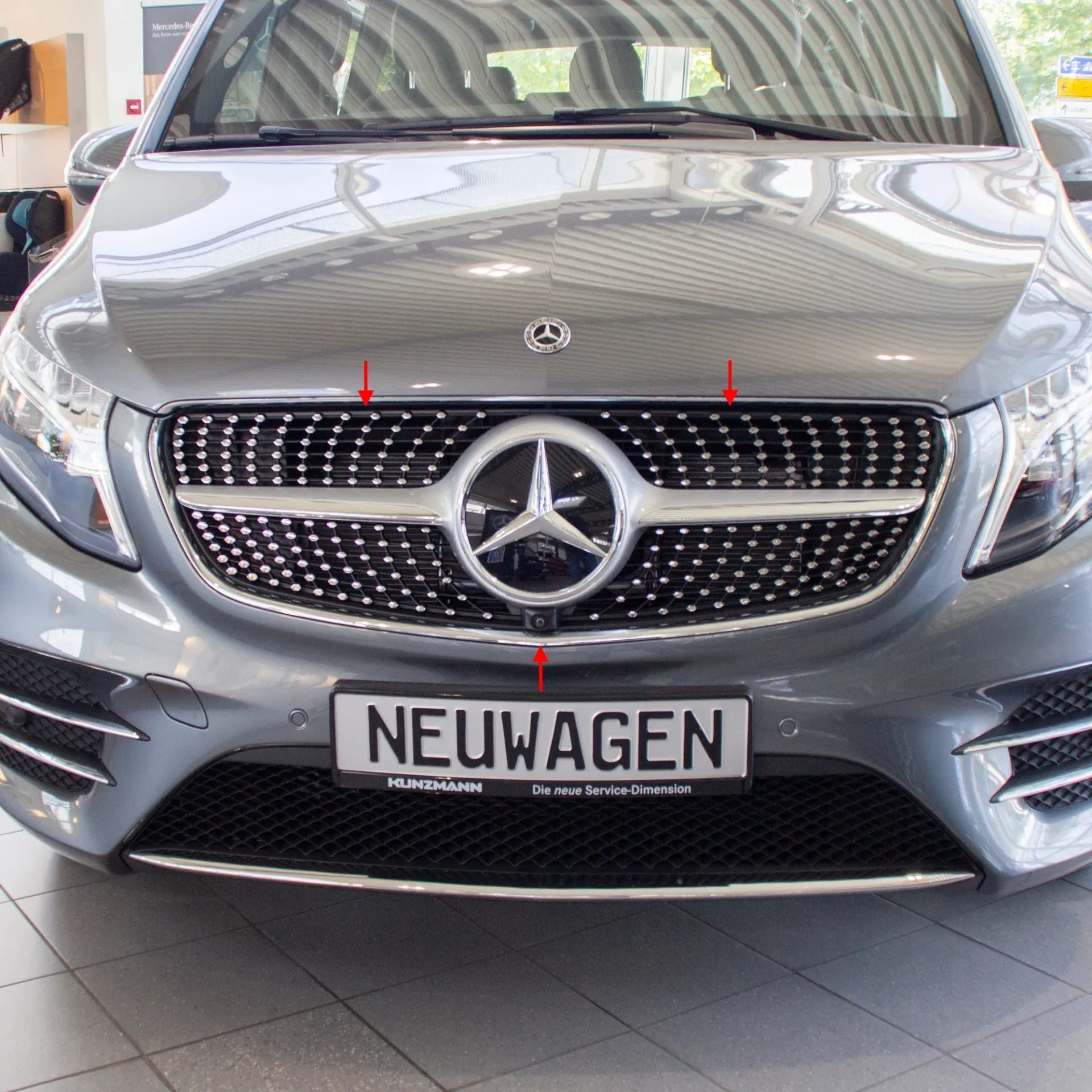 Решетка радиатора Diamond AMG Mercedes-Benz V-Класс W447 до 05.2019 без Distronic, хромированные штифты — фото 3