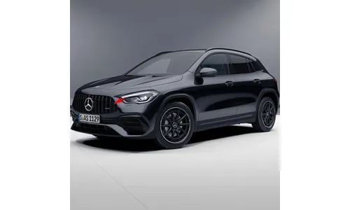 Черная глянцевая решетка Panamericana Mercedes-AMG GLA 45 H247 Night Package II — фото 2
