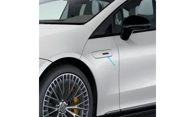 Черный шильдик 4Matic+ Mercedes-Benz EQS V297 на переднее крыло, 1 шт. — фото 1