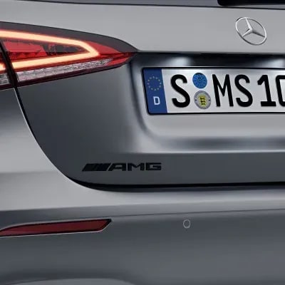 Шильдик AMG Mercedes-Benz A-Класс W177, черный глянцевый — фото 1