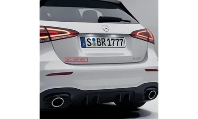 Шильдик AMG Mercedes-Benz A-Класс W177 на крышку багажника — фото 1