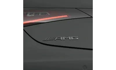Шильдик AMG Mercedes-Benz CLE C236 на крышку багажника, темный хром — фото 1