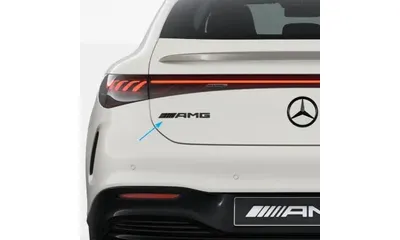 Черный шильдик AMG Mercedes-Benz EQS V297 на крышку багажника — фото 1
