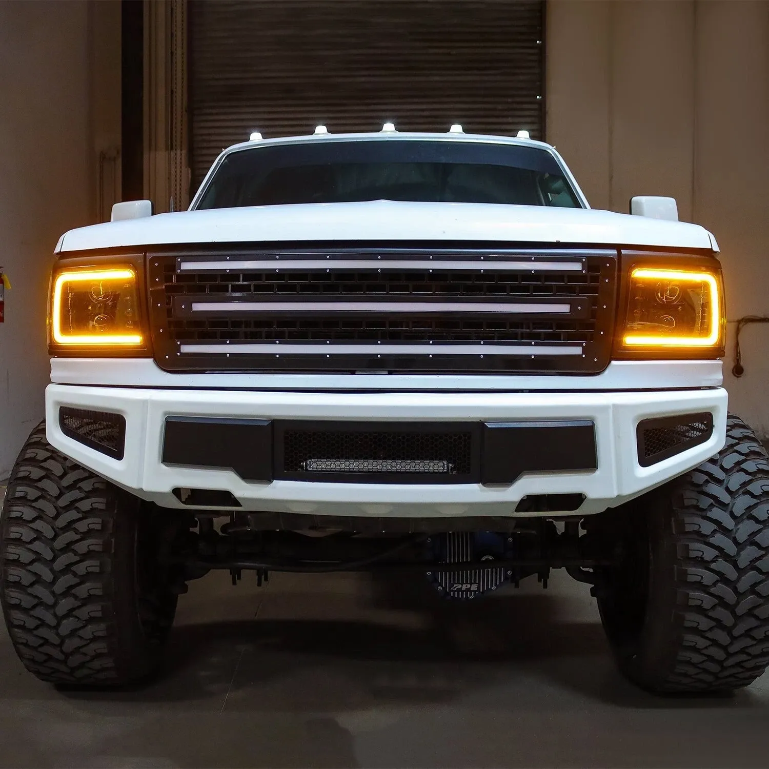 Фары проекторные светодиодные Black LUXX для Ford F-150/250/350 Bronco 1992–1996, AlphaRex — фото 4