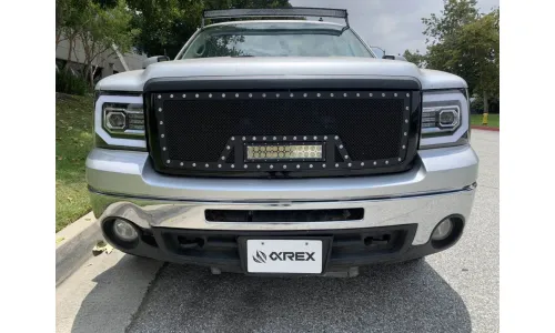 Фары проекторные светодиодные Jet Black LUXX для GMC Sierra 1500 2007–2013, AlphaRex — фото 1