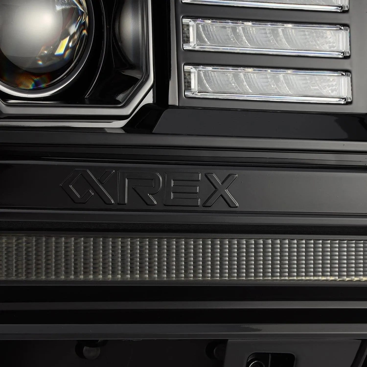 Фары светодиодные Alpha-Black LUXX для GMC Sierra 1500/2500/3500 2015–2018, AlphaRex — фото 3