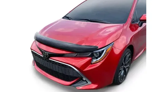 Защита от дымовых жуков AVS CarFlector с болтовым креплением для Toyota Corolla 2020-2024 годов выпуска — фото 1