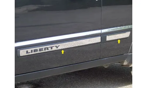 JEEP FREEDOM 2008-2012 ИЗ НЕРЖАВЕЮЩЕЙ СТАЛИ ХРОМИРОВАННАЯ ОТДЕЛКА ДВЕРИ С ВЫРЕЗОМ — фото 1