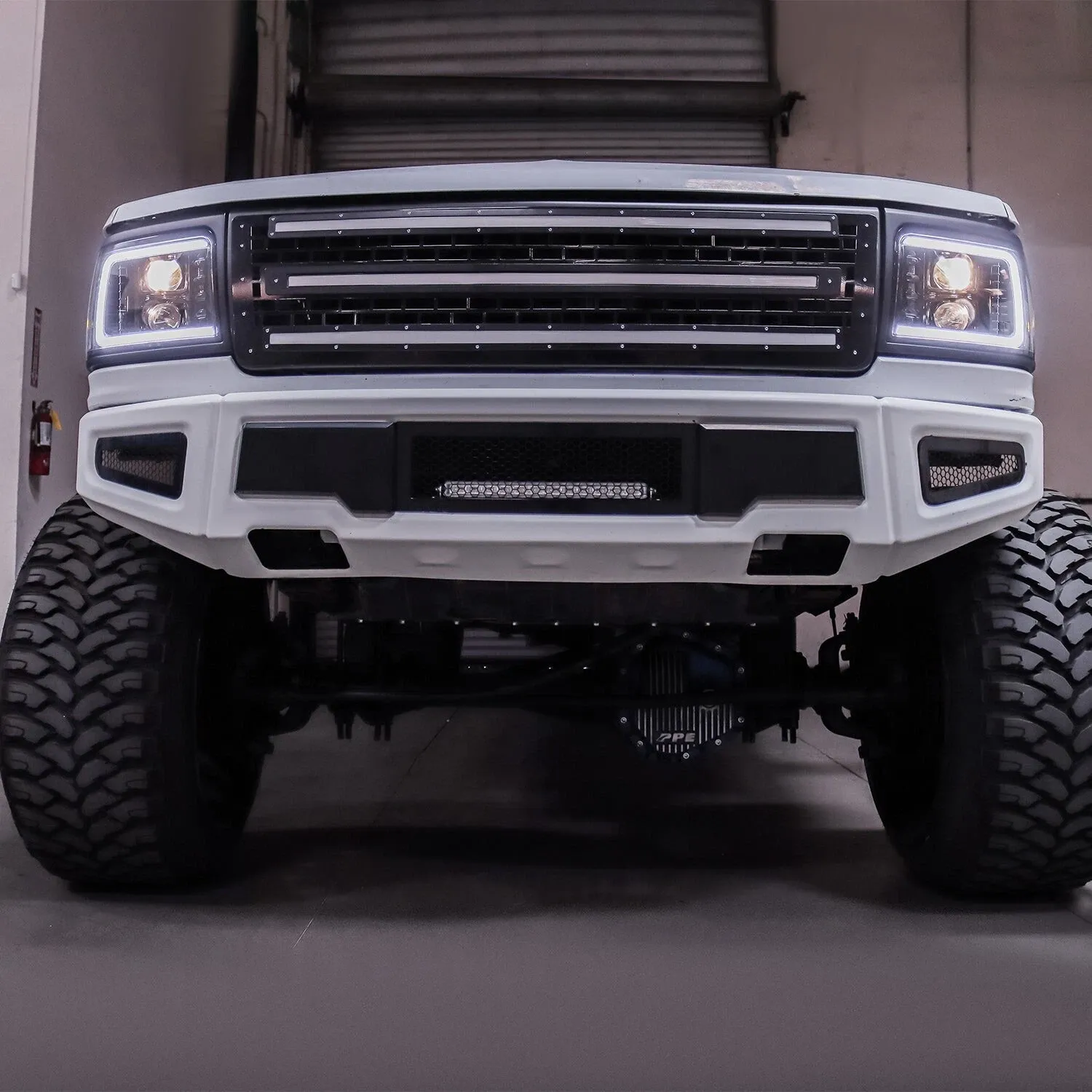 Фары светодиодные Alpha-Black LUXX для Ford F-150/250/350 Bronco 1992–1996, AlphaRex — фото 3