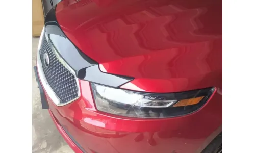 Защита капота от дыма AVS AeroSkin дефлектор для Ford Taurus 2013–2018 годов — фото 1