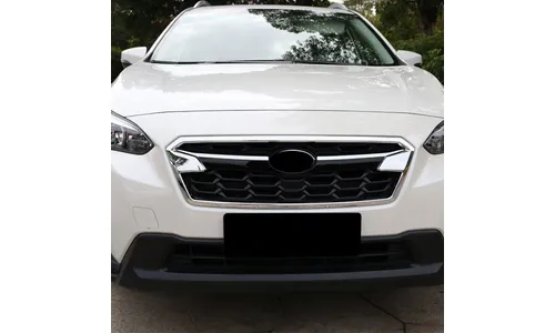 Накладка на решетку радиатора Subaru XV 2017-, обрамление решетки, хром — фото 1