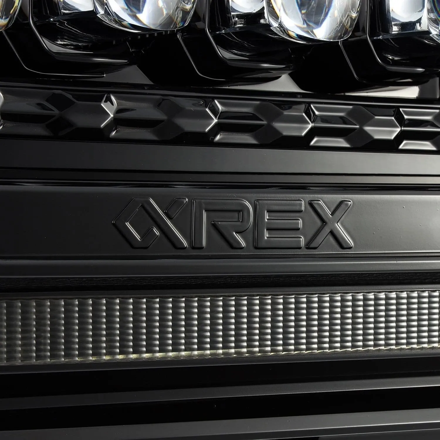 Фары светодиодные Alpha-Black NOVA для GMC Sierra 1500/2500/3500 2015–2018, AlphaRex — фото 5