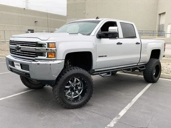 Фары проекторные LUXX Black для Silverado 2500/3500HD 2015–2019, AlphaRex — фото 3