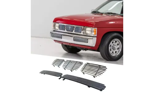 Nissan Hardbody 95 96 97 серебристая верхняя решетка с ламелями, вставка Combo — фото 1