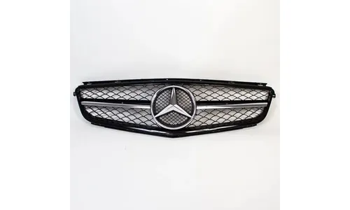 Комплект черной глянцевой решетки Edition 507 Mercedes-AMG C 63 W204/S204/C204 с Distronic — фото 3