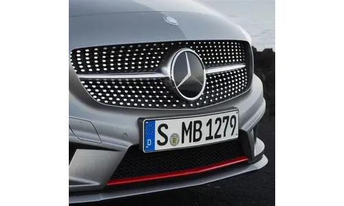 Решетка Diamond Mercedes-Benz A-Класс W176 дорестайлинг — фото 1