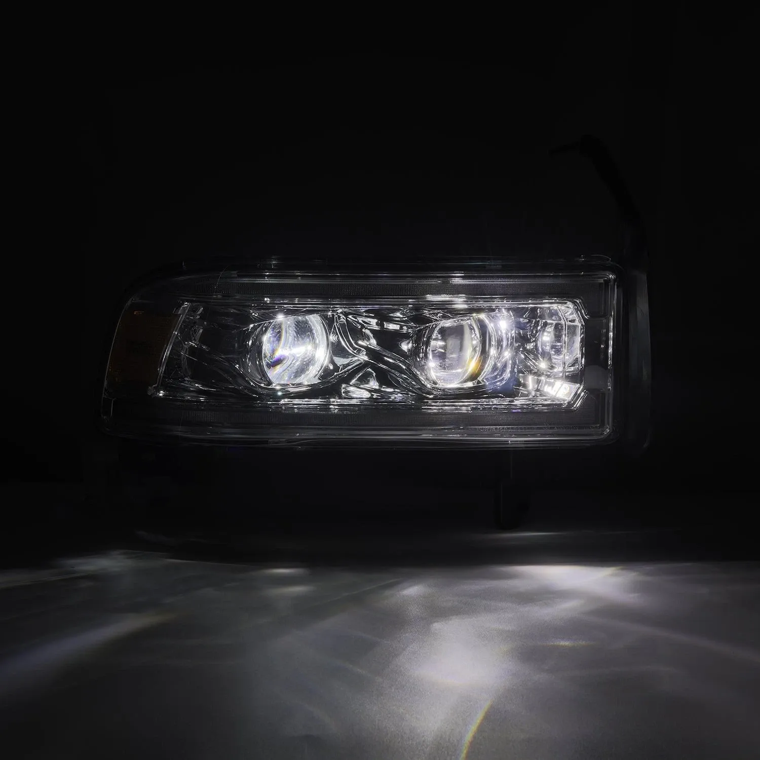 Фары проекторные светодиодные LUXX для Dodge Ram 1500 1999–2001, AlphaRex — фото 5
