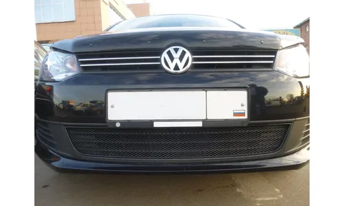 Сетка на бампер внешняя для VW Polo Sedan 2010-2014, черн., 15 мм / Фольксваген Поло — фото 2