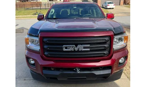 Защитный дефлектор капота AVS Aeroskin защита заподлицо для 2015–22 GMC Canyon — фото 1