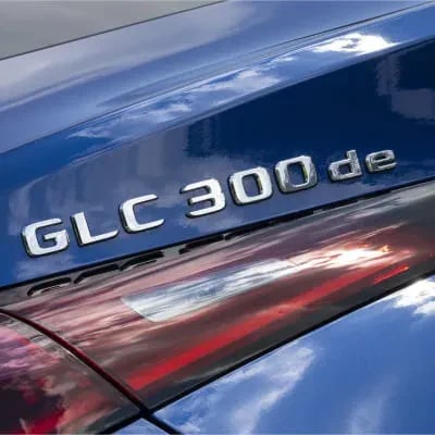 Эмблема GLC 300de Mercedes-Benz GLC X254, хромированная — фото 1