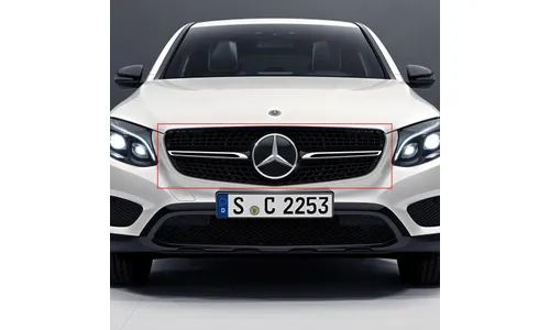 Комплект решетки Diamond с черными штифтами Mercedes-Benz GLC X253 дорестайлинг с камерой 360° — фото 1