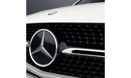 Комплект решетки Diamond с черными штифтами Mercedes-Benz GLC X253 дорестайлинг без камеры 360° — фото 2
