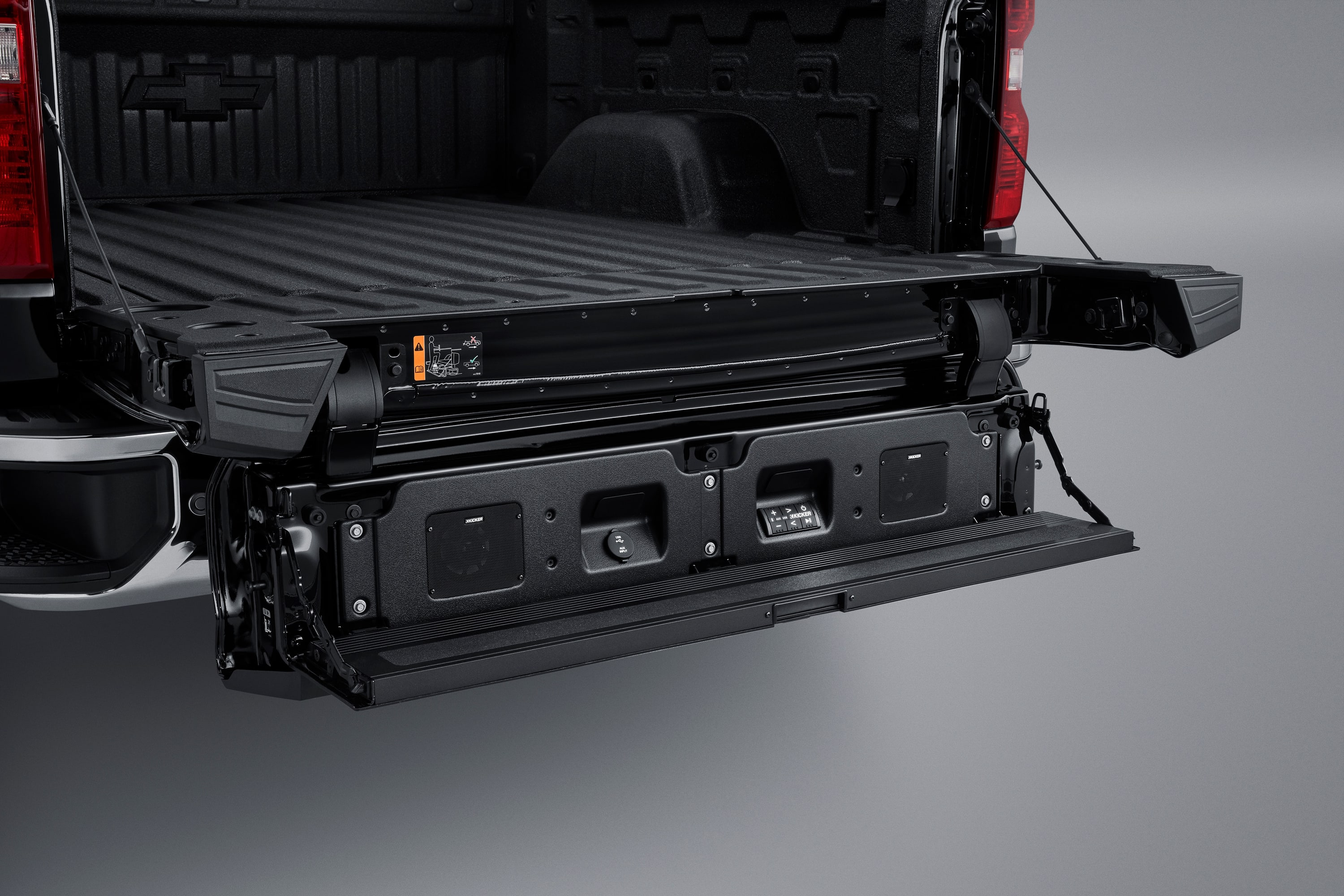 Bluetooth-аудиосистема заднего борта KICKER, GM — фото 3