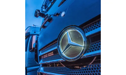 Комплект светодиодной эмблемы-звезды Mercedes-Benz Actros 4/5, Arocs и Antos для кабины 2,3 м — фото 3