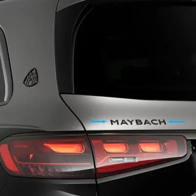 Шильдик Maybach Mercedes-Benz GLS X167 на крышку багажника, темный хром — фото 1