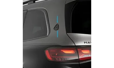 Эмблема Maybach Mercedes-Benz GLS X167 на левую или правую заднюю стойку кузова, темный хром — фото 1