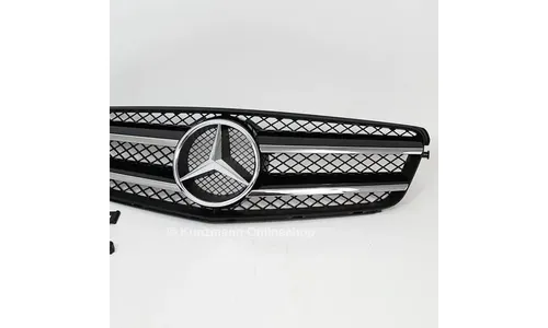 Черная глянцевая решетка Edition C Mercedes-Benz C-Класс C204/W204 — фото 2