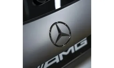 Эмблема-звезда Mercedes-Benz A-Класс V177 на крышку багажника, темный хром — фото 1