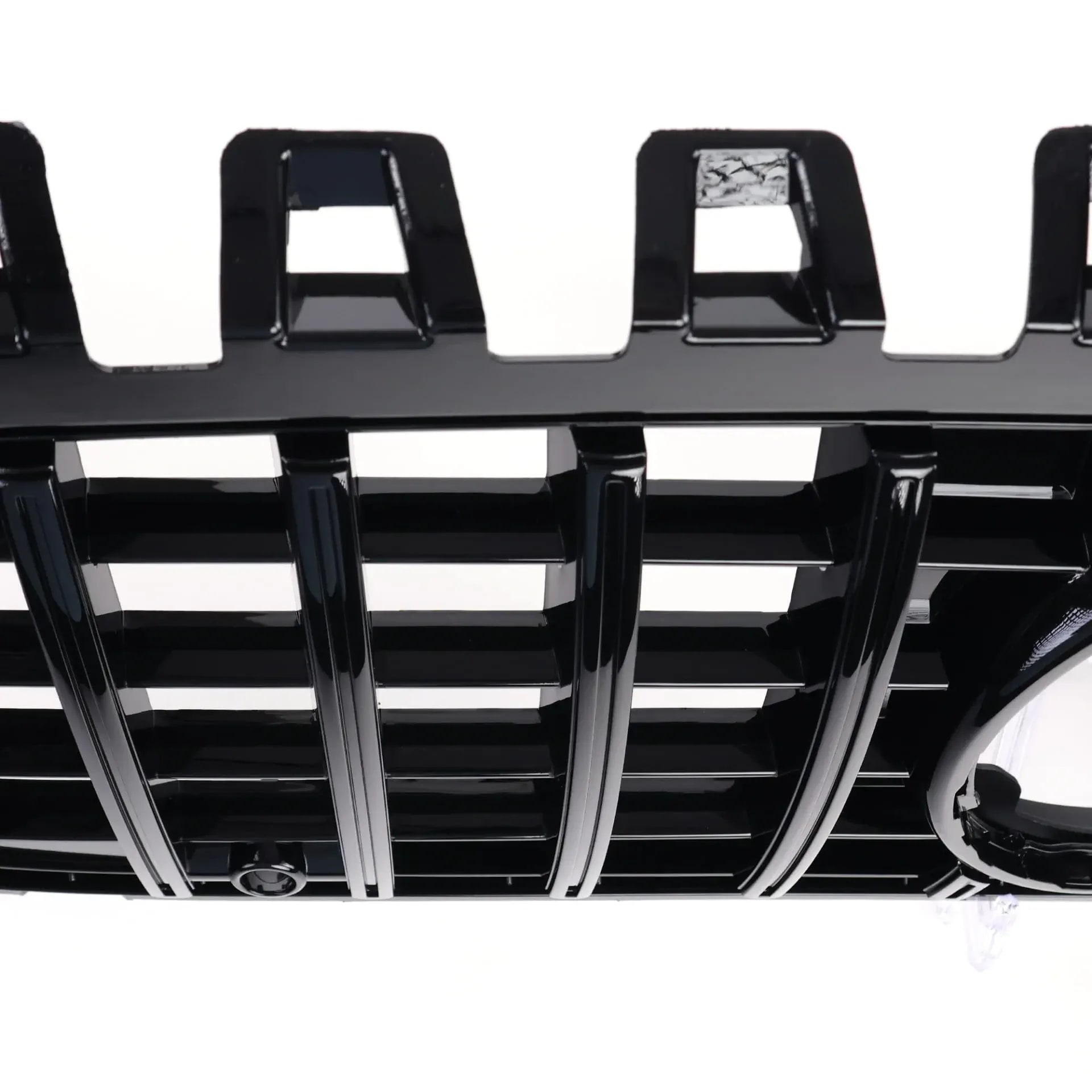 Черная глянцевая решетка Panamericana Mercedes-Benz A-Класс V177 дорестайлинг CHROMETEC — фото 3