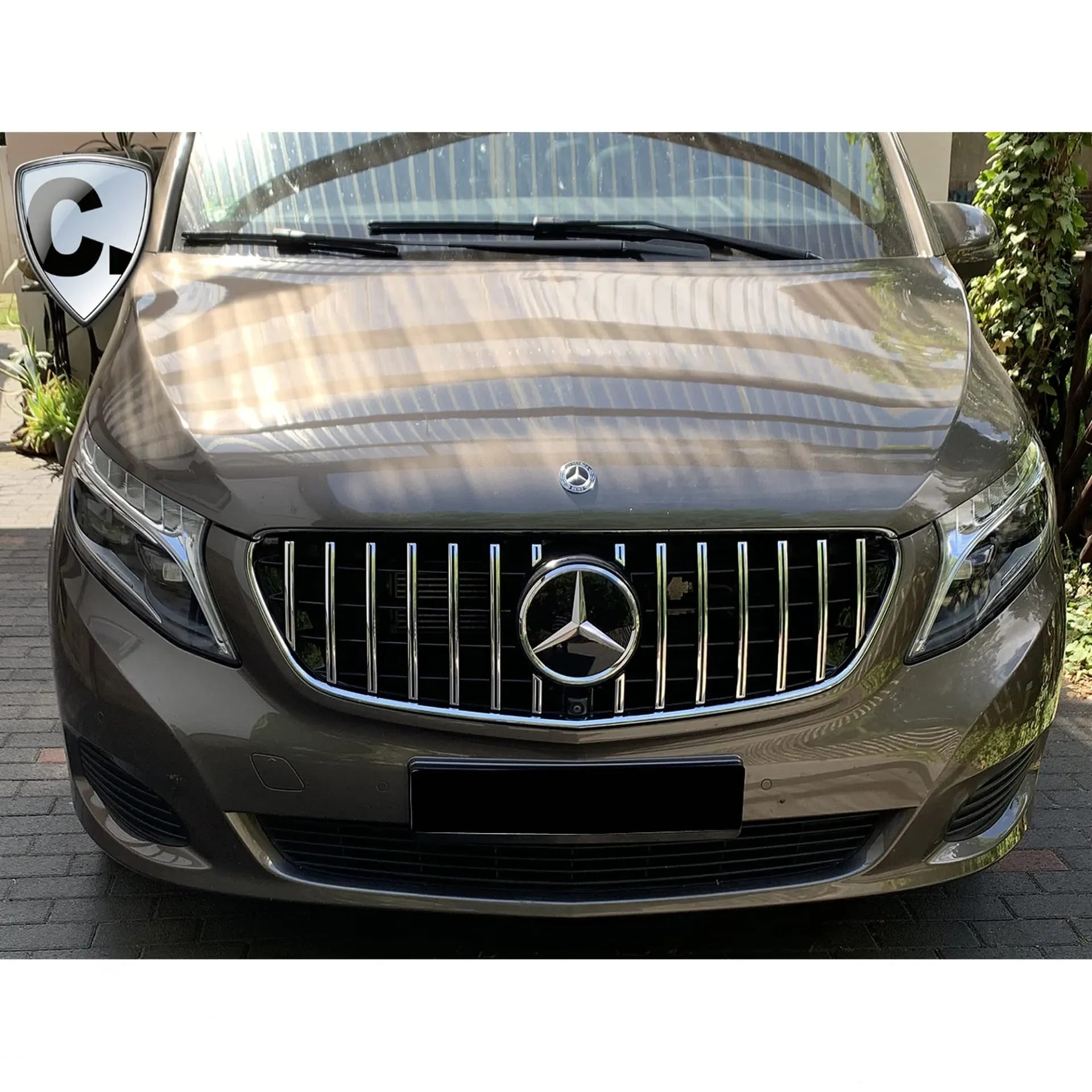 Черная глянцевая решетка Panamericana Mercedes-Benz V-Класс W447 рестайлинг 1 AMG Line с хромированными ламелями CHROMETEC — фото 6