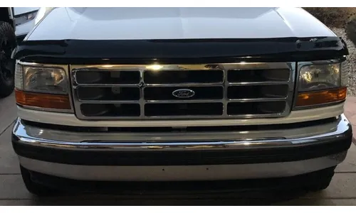 Дефлектор капота Hood Shield для Ford Bronco (1992–1996), F-150, F-250/F-350, высокий профиль, тёмно-дымчатый Husky Liners — фото 2