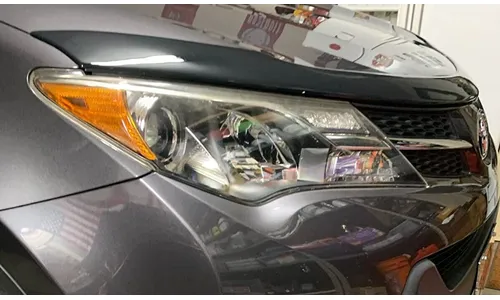 Дефлектор капота Aeroskin для Toyota RAV4 (2013–2018), тёмно-дымчатый Husky Liners — фото 1