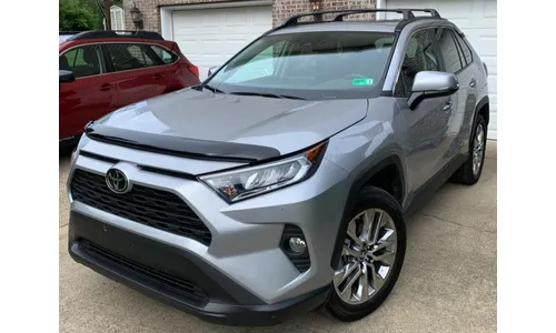 Дефлектор капота Hood Shield для Toyota RAV4 V, средний профиль, тёмно-дымчатый Husky Liners — фото 2