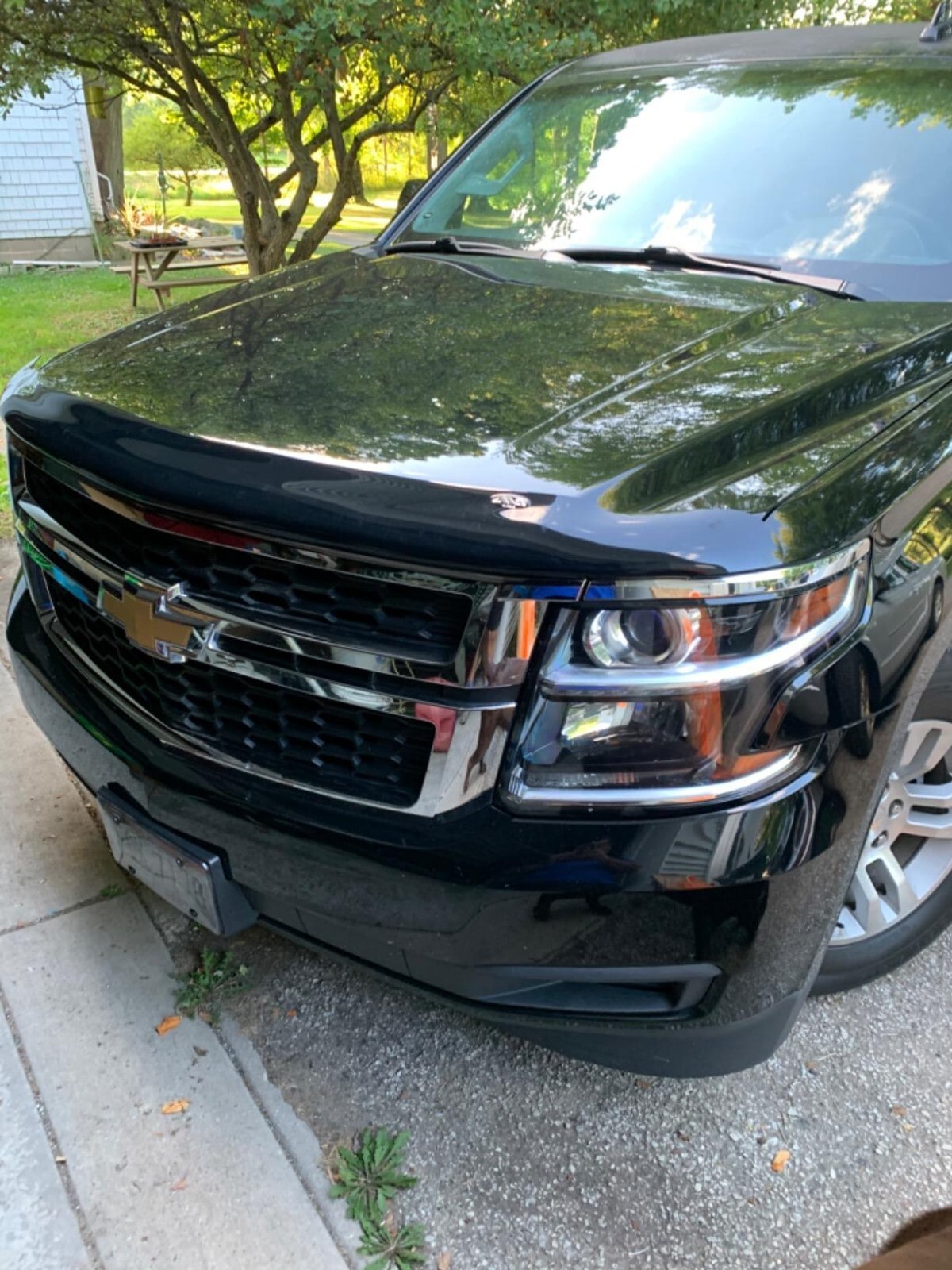 Дефлектор капота Hood Shield для Chevrolet Suburban (2015–2020), Tahoe, высокий профиль, тёмно-дымчатый Husky Liners — фото 5