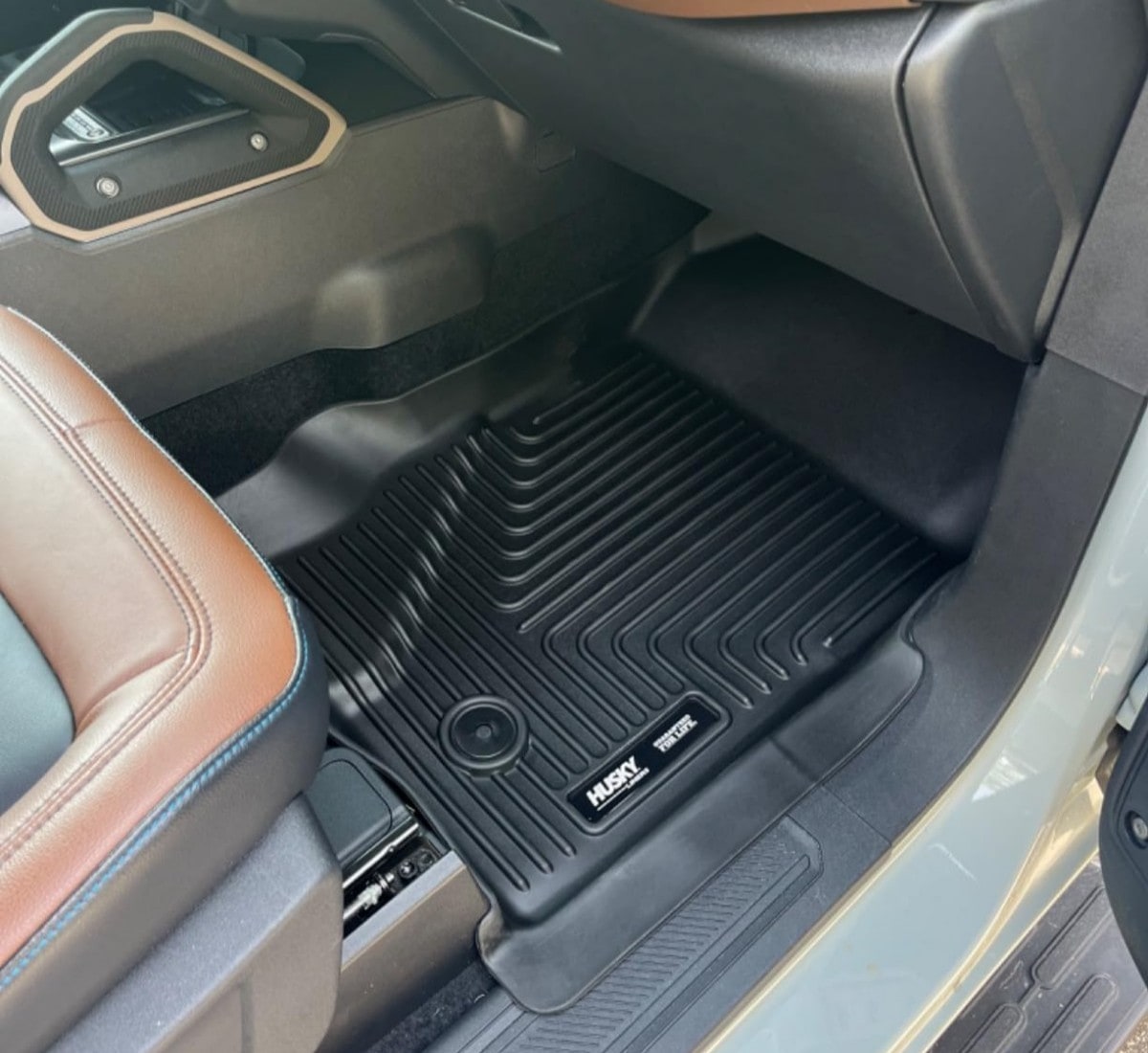 Передние коврики X-act Contour для Ford Bronco VI Husky Liners — фото 4