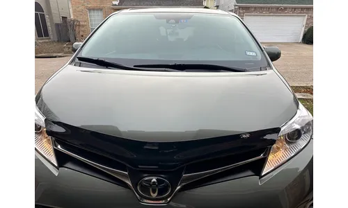Дефлектор капота Hood Shield для Toyota Sienna (2011–2020), высокий профиль, тёмно-дымчатый Husky Liners — фото 3