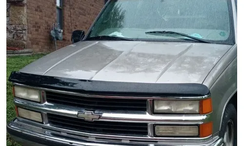 Дефлектор капота Hood Shield для Chevrolet Blazer (1988–2000), C/K Pickup 1500, C/K Pickup 2500, Suburban, Tahoe, GMC Yukon, высокий профиль, тёмно-дымчатый Husky Liners — фото 1