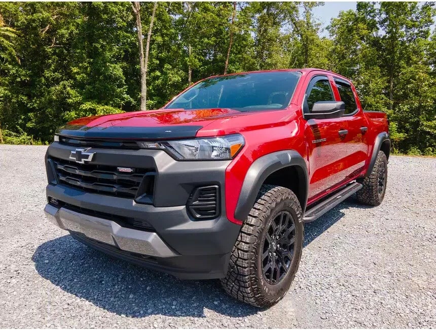 Дефлектор капота Aeroskin для Chevrolet Colorado III, тёмно-дымчатый Husky Liners — фото 3