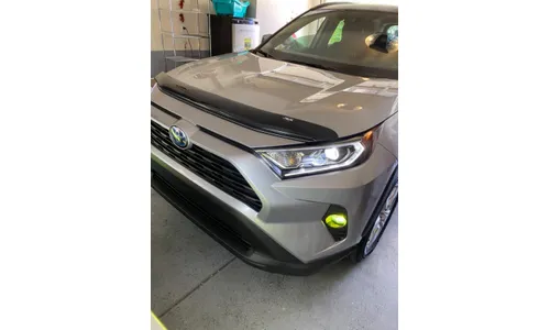 Дефлектор капота Hood Shield для Toyota RAV4 V, средний профиль, тёмно-дымчатый Husky Liners — фото 3