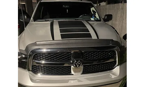 Дефлектор капота Aeroskin II для Ram 1500 (2009–2018), 1500 Classic (2019–2024), текстурированный чёрный Husky Liners — фото 4